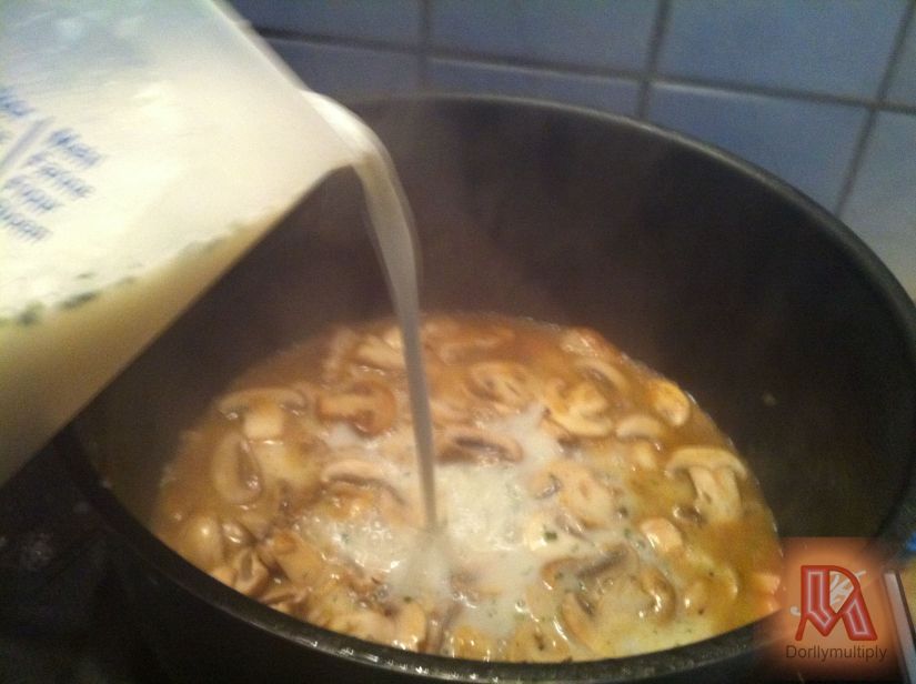 Procedure by cooking Garlic-Mushrooms Soup