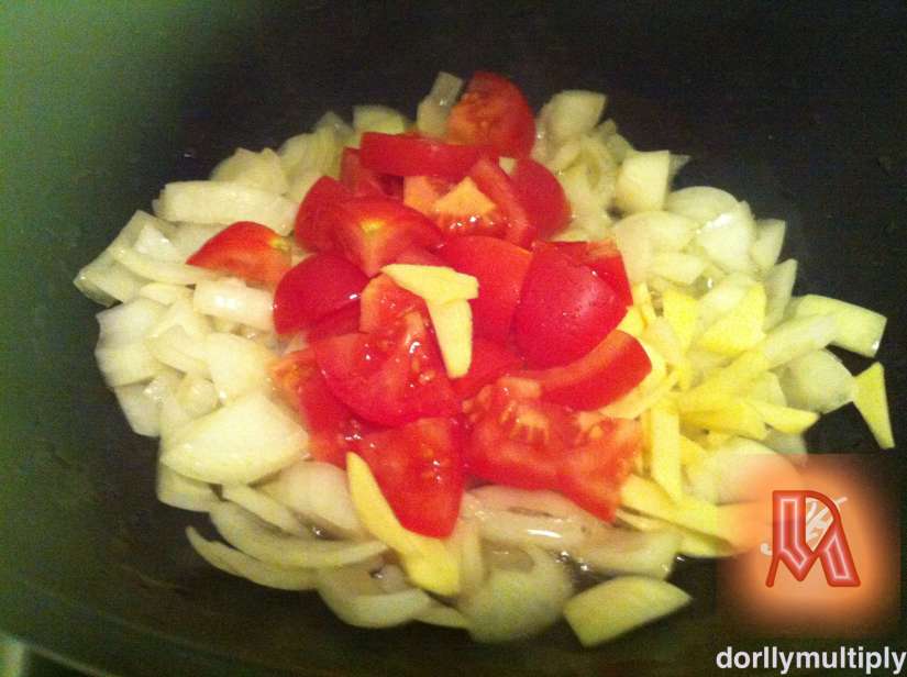 Onion, Tomatoes and Ginger for Chicken Tikkka Masala